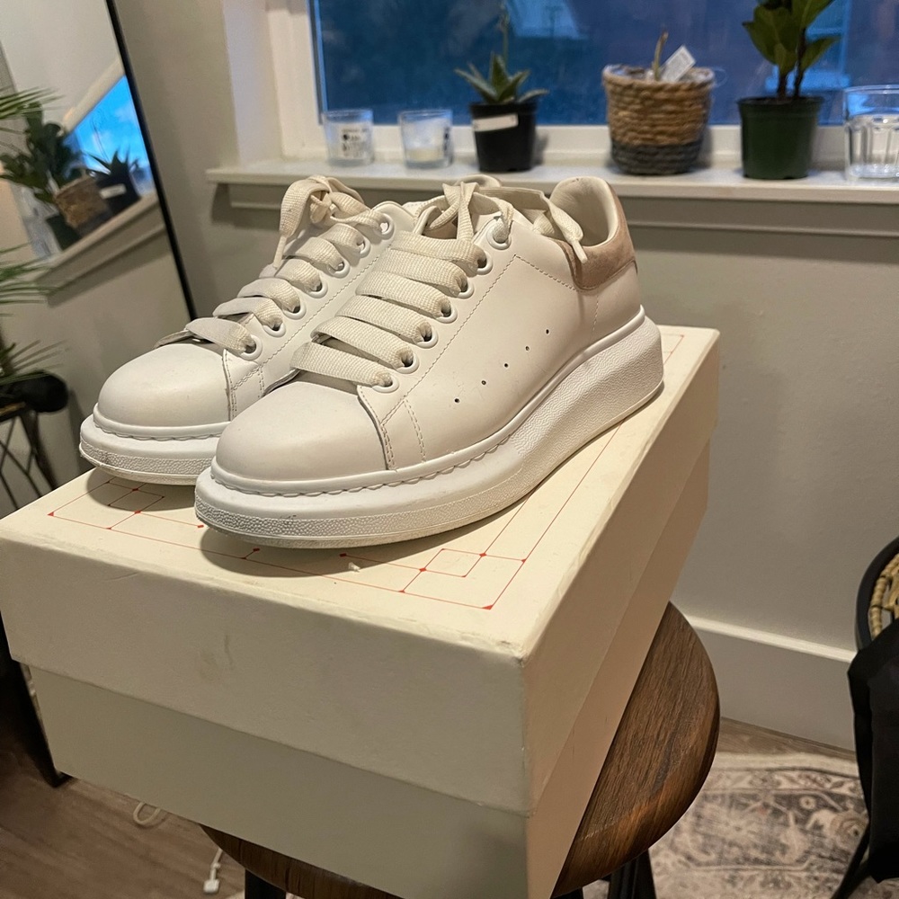 Alexander McQueen Sneakers size 39.5